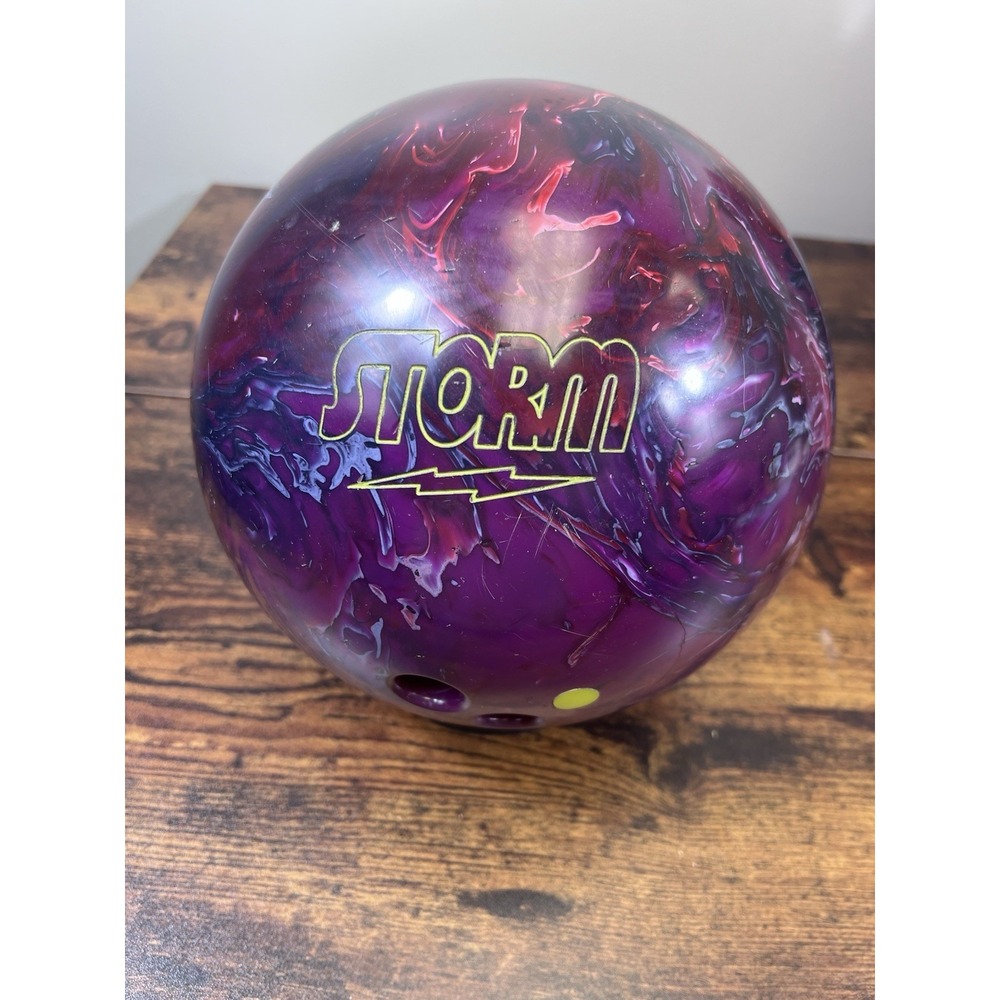 STORM Dimension BOWLING BALL Purple Swirl Used 15 lbs